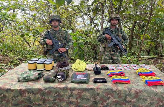 Ejército Nacional ubicó un depósito ilegal con material explosivo, en Tarazá, Antioquia