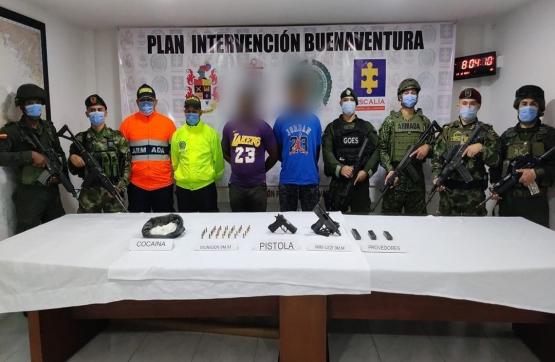 Ejército Nacional capturó a dos presuntos integrantes del Clan del Golfo en Buenaventura, Valle del Cauca