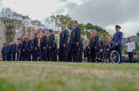 El Ministerio de Defensa, el Comando General de las Fuerzas Militares y el Ejército Nacional celebró el día del veterano