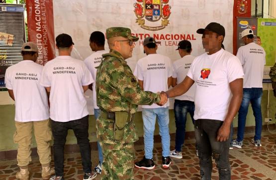 Por presión del Ejército se someten a la justicia ocho presuntos integrantes de la Segunda Marquetalia en el Valle del Cauca