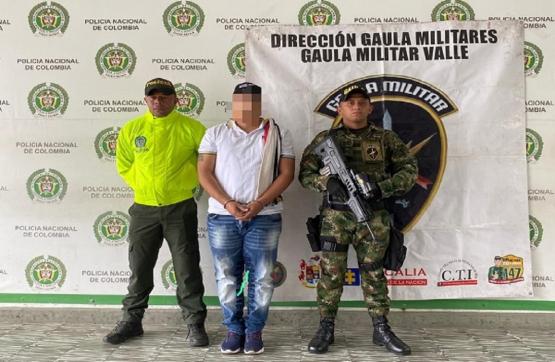 Tropas del Ejército capturan en el Valle del Cauca a un sujeto y recuperan un menor 