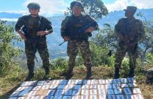 Tropas del Ejército Nacional incautaron una tonelada y media de clorhidrato de cocaína en Nariño