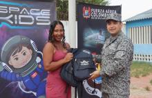 Fuerza Aeroespacial y Fundación Buenamar contribuyen al desarrollo educativo de Colombia
