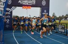 Atletas corrieron en honor al Gran Almirante Padilla