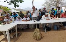 MinDefensa examinará la ruta de retorno de la comunidad Wiwa a la Sierra Nevada de Santa Marta