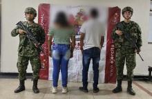 Ante tropas del Ejército Nacional, dos miembros de un grupo armado se sometieron a la justicia