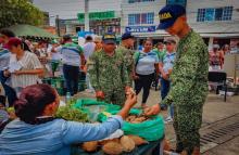 Armada de Colombia transportó 10 toneladas de productos agrícolas