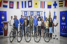 Armada de Colombia comprometida con la educación de los niños
