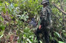 Fuerzas Militares localizan depósito ilegal de las disidencias con más de 370 artefactos explosivos en Putumayo