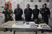 Fuerzas Militares capturaron en flagrancia a alias ‘Camilo’, cabecilla de las Autodefensas Conquistadoras de las Sierra Nevada