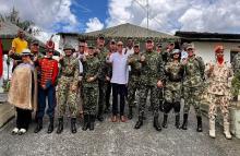 Gobierno de Estados Unidos dona emisora al Ejército Nacional de Colombia para la región del Pacífico