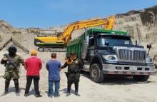 Ejército Nacional captura a dos sujetos por extracción ilegal de yacimiento minero en San Luis, Tolima