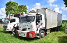 Armada de Colombia recuperó dos camiones de placa ecuatoriana que habían sido hurtados