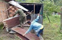  Ejército Nacional en el sur del Tolima apoya con labores de atención y prevención de desastres