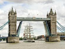 Buque Escuela ARC ‘Gloria’ se despide de Londres y con ello, inicia su travesía de regreso a Colombia