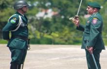 El teniente coronel Fandiño asume como nuevo comandante del Batallón de Operaciones Terrestres No.17