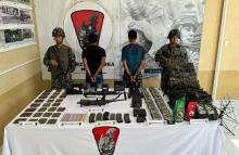 Ejército Nacional capturó a dos presuntos integrantes del GAO Clan del Golfo con material de guerra en el sur de Bolívar
