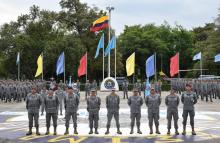 Graduación del primer curso de Soldados Profesionales de su Fuerza Aeroespacial Colombiana