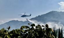 Operación aérea contribuye en la extinción de incendio en Pichindé, Cali