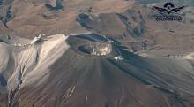Vigilancia y reconocimiento aéreo sobre los volcanes Puracé y Curiquinga, en Cauca