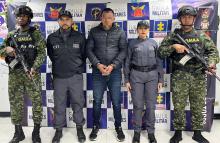 Ejército Nacional y Fiscalía General de la Nación capturan en Bogotá a traficante de armas