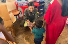Entrega de regalos en La Guajira, fue realizada por la Fuerza Aeroespacial