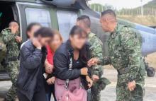 Ejército Nacional brindan ayuda humanitaria a 17 personas que fueron evacuadas vía aérea desde El Tarra a Cúcuta