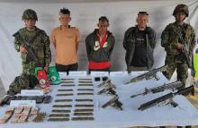 Ejército Nacional sostiene combates con el Clan del Golfo en el sur de Bolívar, y captura a 4 de sus integrantes