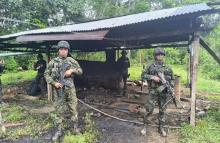 En Putumayo, el Ejército Nacional desmantela refinería ilegal de hidrocarburos construida artesanalmente por el GAO residual, Estructura 48