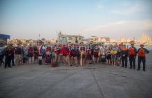 En aguas del mar Caribe, Armada de Colombia y Dirección General Marítima atienden emergencia de embarcación con 38 turistas 