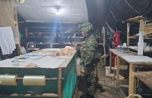 Un laboratorio que producía 3 toneladas de clorhidrato de cocaína al mes fue ubicado por el Ejército Nacional, en Nariño