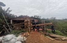 El desminado humanitario se une para construir una vivienda que favorecerá a una familia de escasos recursos