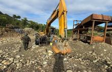En Buenaventura, neutralizada maquinaria que producía 5.400 millones de pesos anuales, con la extracción ilícita de oro