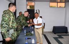 Siete soldados profesionales culminan con honor 20 años de servicio a la patria