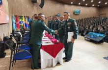 Sargentos mayores finalizaron su capacitación en el Programa Integral para Suboficiales de Alta Jerarquía (PISAJ)