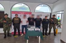 Ejército Nacional captura a integrantes de GDO, al servicio del GAO residual 'Joaquín González', cuando hurtaban 24 millones de pesos