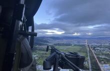 Patrullajes aéreos en vías principales de acceso a la capital