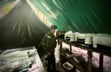 Laboratorio con 8 estructuras para el procesamiento de clorhidrato de cocaína es desmantelado en Meta, por el Ejército Nacional