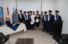 Soldados obtienen logro académico que motiva su servicio militar