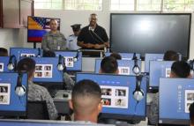 cogfm-laboratorio-de-ingles-entregado-por-embajada-americana-fortalecera-capacidades-29