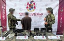 Ejército Nacional desmantela central de comunicaciones del Clan del Golfo en El Bagre, Antioquia