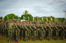 Con honor y valentía, más de 1.500 Infantes de Marina juran defender a Colombia