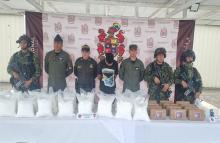 Fuerza de Tarea Hércules golpea las economías ilícitas en Tumaco: destruidas 1.8 toneladas de cocaína en operación binacional con Ecuador