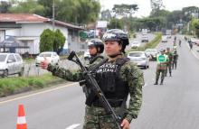 Con la campaña Viaje Seguro, el Ejército Nacional garantiza la seguridad durante la semana de receso estudiantil en el Eje Cafetero