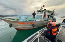 A 30 millas náuticas de bahía solano, rescatadas cuatro personas a bordo de una embarcación a la deriva