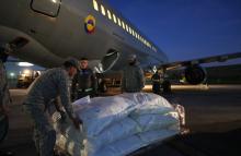 Fuerzas Militares refuerzan atención a emergencia por inundaciones en Colombia