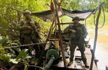 Armada de Colombia inhabilitó nueve dragas usadas para la minería ilegal en la Amazonía colombiana