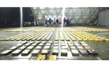 Armada de Colombia incauta 1,4 toneladas de clorhidrato de cocaína en el Pacífico colombiano