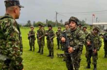 Ejército Nacional despliega más de 120 soldados y capacidades aéreas para atender situación de orden público en Silvia, Cauca