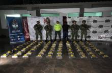 cogfm-armada-de-colombia-incauta-80kilos-de-clorhidrato-de-cocaina-15.jpg